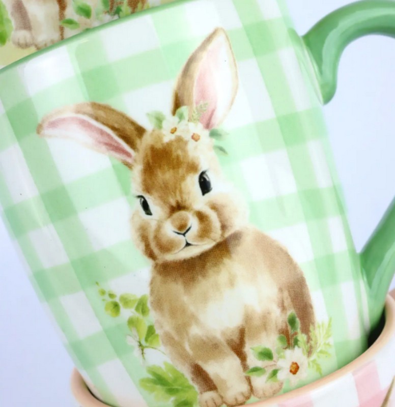 Tazza mug in ceramica verde a quadretti con coniglietto, perfetta come regalo di Pasqua